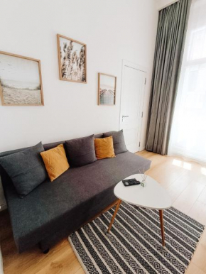 Fly Residence